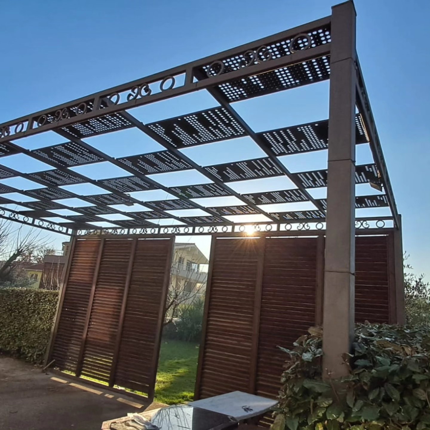 Metalna pergola Kotor Crna Gora | Metal pergola Montenegro